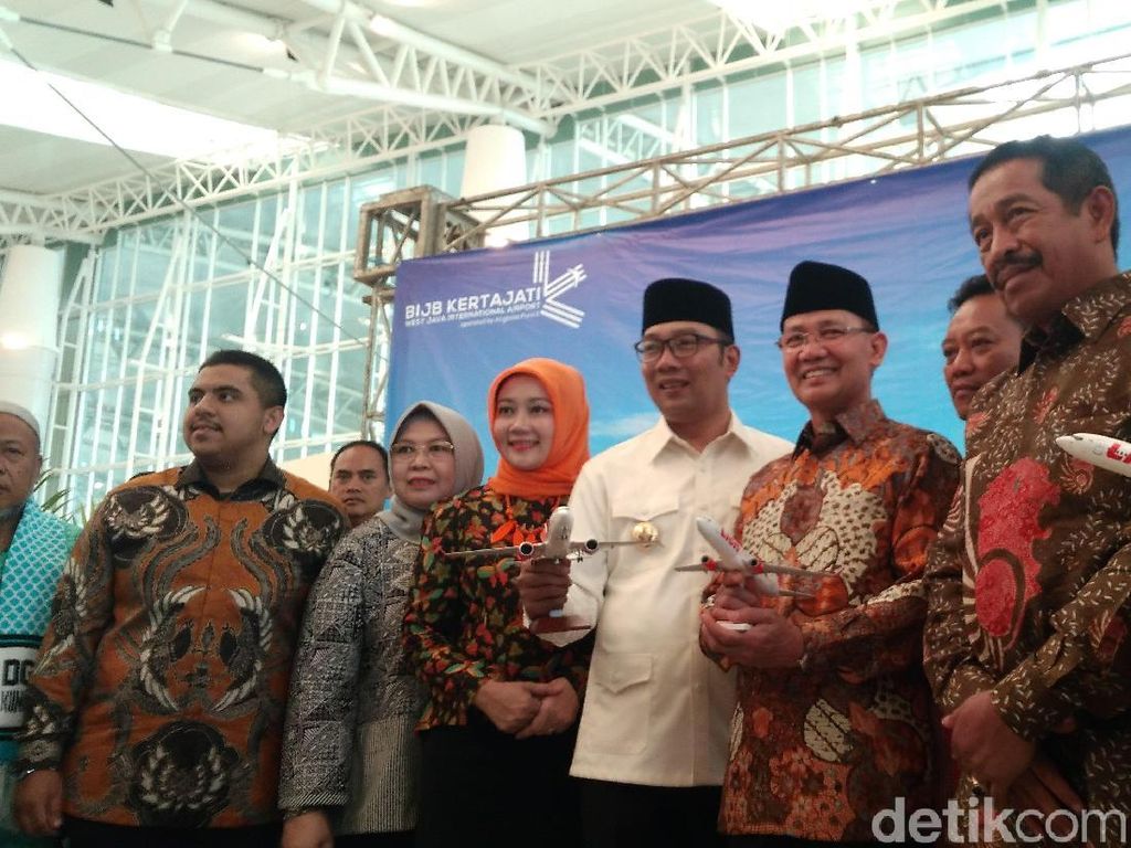 Bandara Kertajati Mulai Layani Penerbangan Jemaah Umrah Hari Ini Bandara Kertajati Mulai Layani Penerbangan Jemaah Umrah Hari Ini