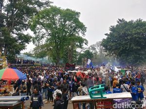 Ridwan Kamil Minta Bobotoh Sampaikan Suara dengan Tertib