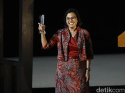 Sri Mulyani Dilaporkan soal Pose 1 Jari, Kemenkeu: Itu Bukan Kampanye
