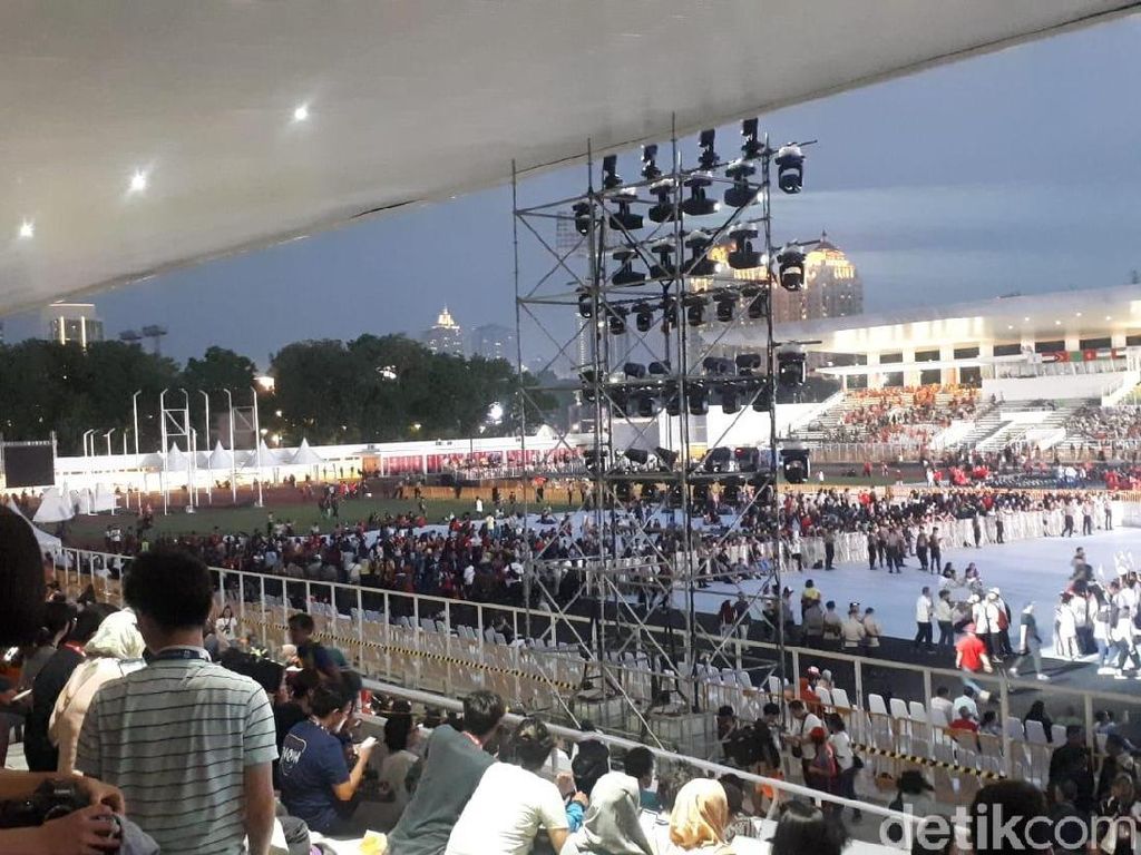 Doa untuk Korban Gempa dan Tsunami Palu di Penutupan Asian Para Games Doa untuk Korban Gempa dan Tsunami Palu di Penutupan Asian Para Games