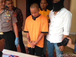 Pria Bertato Doraemon Habisi Nyawa 2 Pemuda Garut