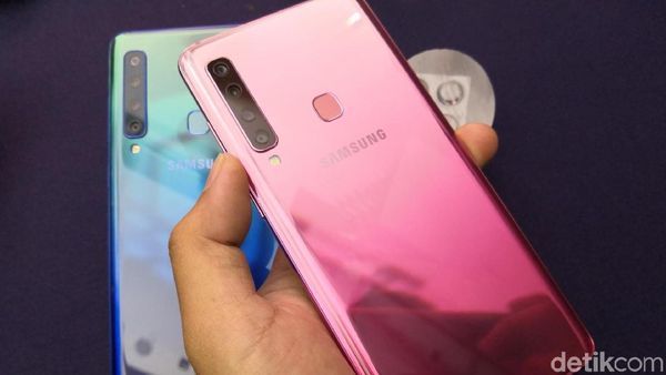 Lebih Dekat dengan Si Cantik Galaxy A9 Bubblegum Pink