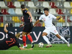 Jadon Sancho jadi nama terbaru yang masuk jajaran pemain debutan termuda di timnas Inggris. Ia debut di usia 18 tahun 201 hari saat Inggris menghadapi Kroasia di laga UEFA Nations League. Foto: Michael Regan/Getty Images