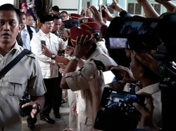 Ke Solo, Prabowo Temui Raja Mangkunegaran Sambil Napak Tilas