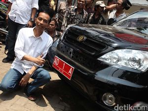 PDIP: Jokowi Tak Pernah Janji Memproduksi Esemka, Dia Bukan Toyota PDIP: Jokowi Tak Pernah Janji Memproduksi Esemka, Dia Bukan Toyota