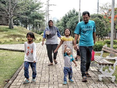 Menikmati Akhir Pekan di Taman Ria Rio