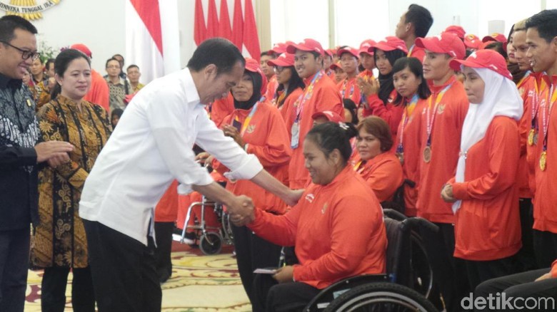 Jokowi Bangga Kerja Keras Luar Biasa Atlet Asian Para Games