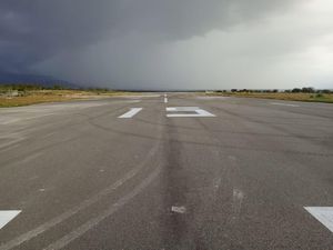 Runway Bandara Palu Diperbaiki Pasca Gempa, Ini Penampakannya Runway Bandara Palu Diperbaiki Pasca Gempa, Ini Penampakannya