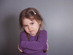 5 Cara Mengajarkan Anak Bersabar