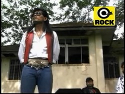 Mendengar Lagi Deretan Lagu Saleem Iklim yang Terkenal