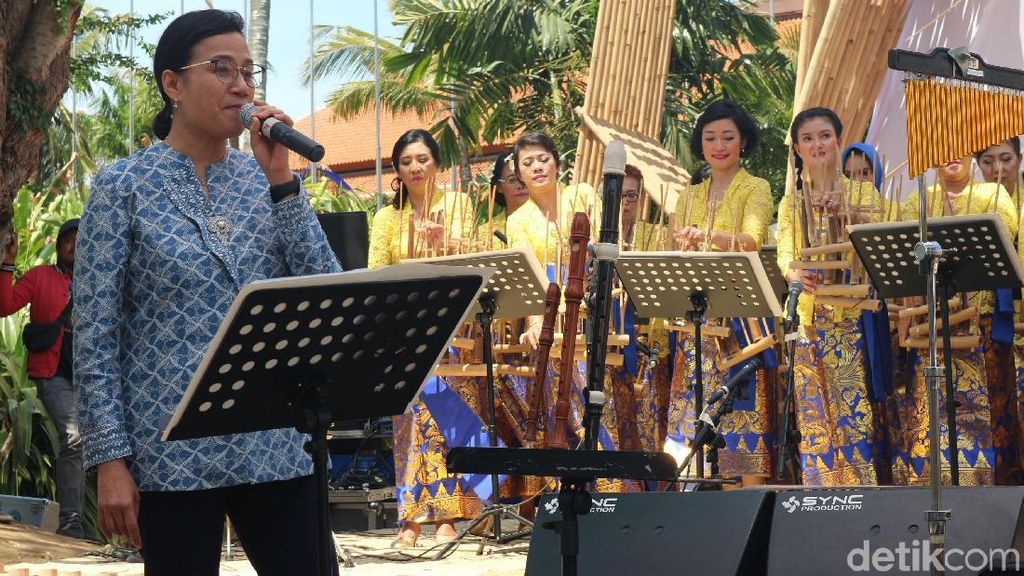 Sri Mulyani Nyanyi di Hari Terakhir Paviliun Indonesia IMF-WB