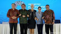 Saling Bergandeng Tangan Tutup IMF-WB di Bali