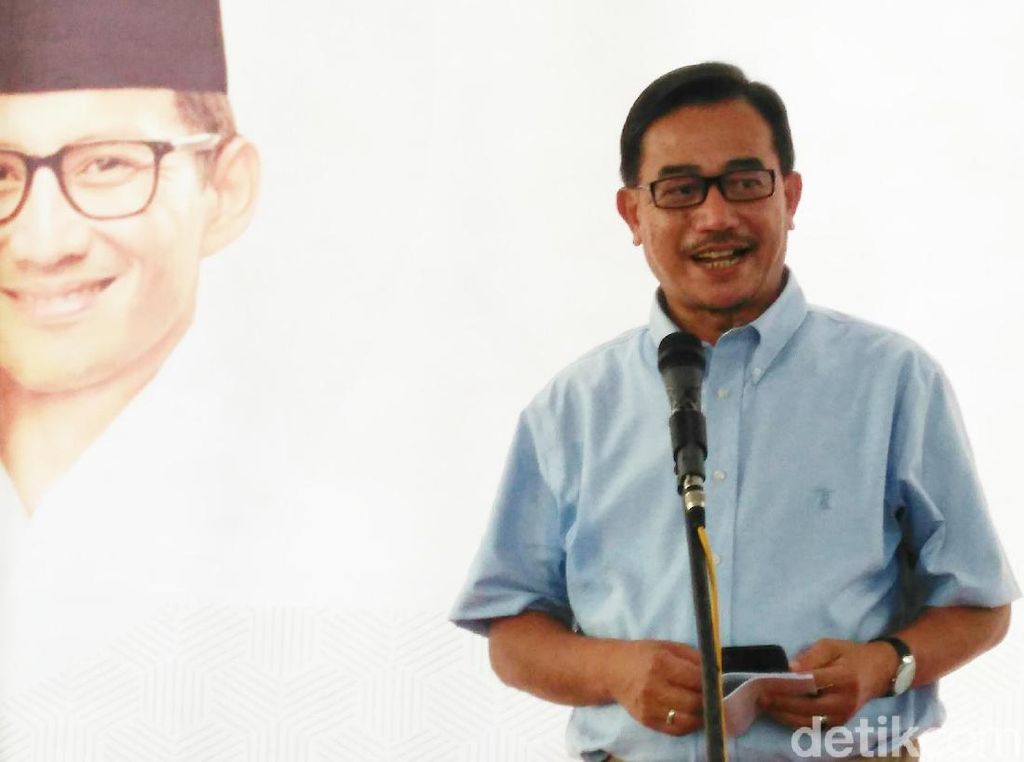 Eks Menteri Agraria Kritisi Presiden Suka Bagi-bagi Sertifikat Eks Menteri Agraria Kritisi Presiden Suka Bagi-bagi Sertifikat