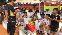 Menurut AGK, prestasi yang berkelanjutan tidak dapat diperoleh secara instan. Pembinaan sepakbola sejak usia dini mutlak diperlukan jika Indonesia ingin menoreh prestasi di tingkat dunia. Dok. Asiana Cup.