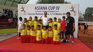 Turnamen Asiana Cup Disaksikan Mensos Agus Gumiwang