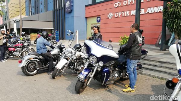 Kumpulan Dokter yang Hobi Main Moge