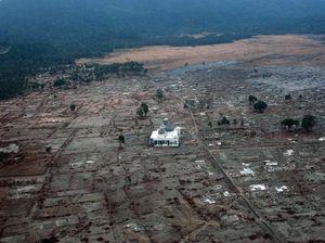 Video: Kisah Pilu Korban Tsunami Aceh Berharap Anaknya Kembali Video: Kisah Pilu Korban Tsunami Aceh Berharap Anaknya Kembali