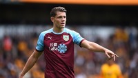 James Tarkowski paling sering memblok tembakan lawan dengan rataan 2 blok per pertandingan. (Foto: Nathan Stirk/Getty Images)
