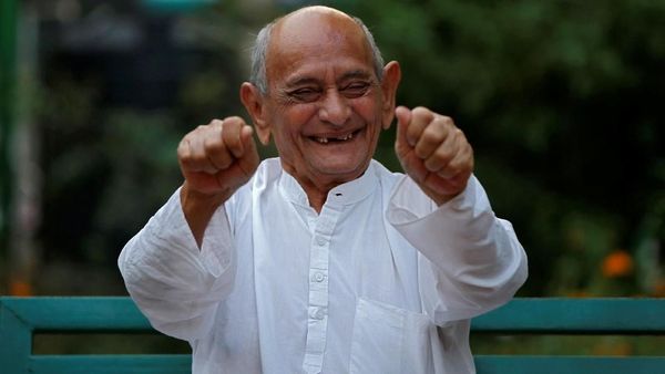 Stres Memikirkan Hari Senin? Ketawain Saja Biar Sehat