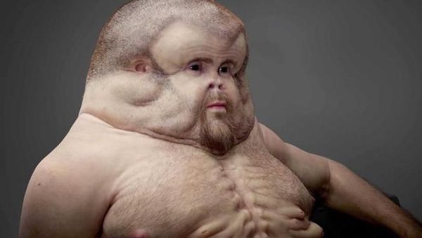 Model Manusia Sempurna yang Bisa Selamat dalam Kecelakaan Lalu Lintas