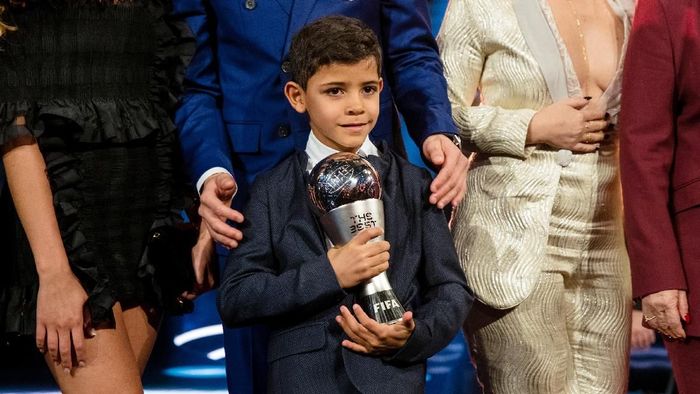 Anak Cristiano Ronaldo membuat dua gol keren bersama akademi Juventus (Philipp Schmidli/Getty Images) Anak Cristiano Ronaldo membuat dua gol keren bersama akademi Juventus (Philipp Schmidli/Getty Images)