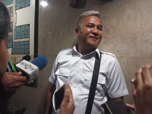 Pendeta yang Lolos Penembakan di DPR: Peluru 1 Jengkal dari Kepala Pendeta yang Lolos Penembakan di DPR: Peluru 1 Jengkal dari Kepala