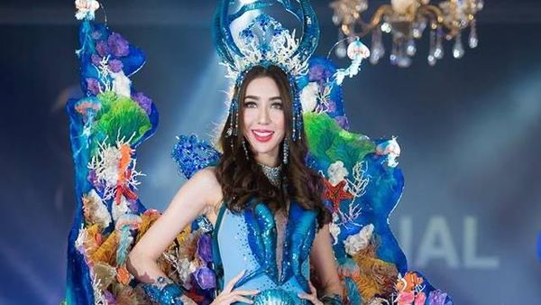 Gaya Heboh 10 Peserta Miss Grand International, Malaysia Pakai Baju Dayak