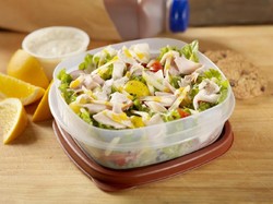 Ini Cara Praktis Hilangkan Aroma Tak Sedap pada Kotak Makan