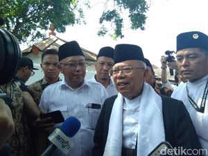 Maruf Amin Pimpin Doa untuk Korban Gempa NTB-Sulteng Maruf Amin Pimpin Doa untuk Korban Gempa NTB-Sulteng