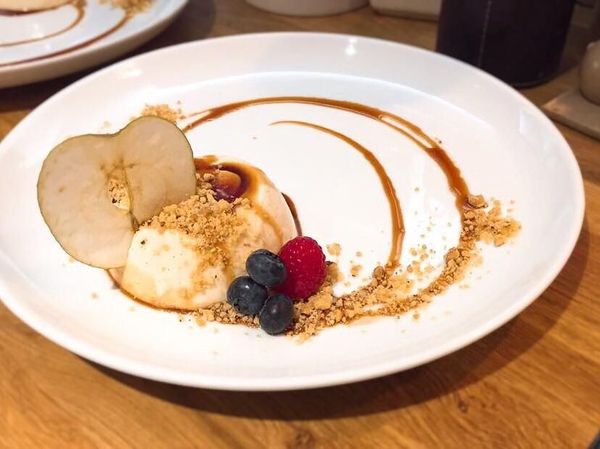 Lembut Creamy Caramel Panna Cotta untuk Pencinta Dessert