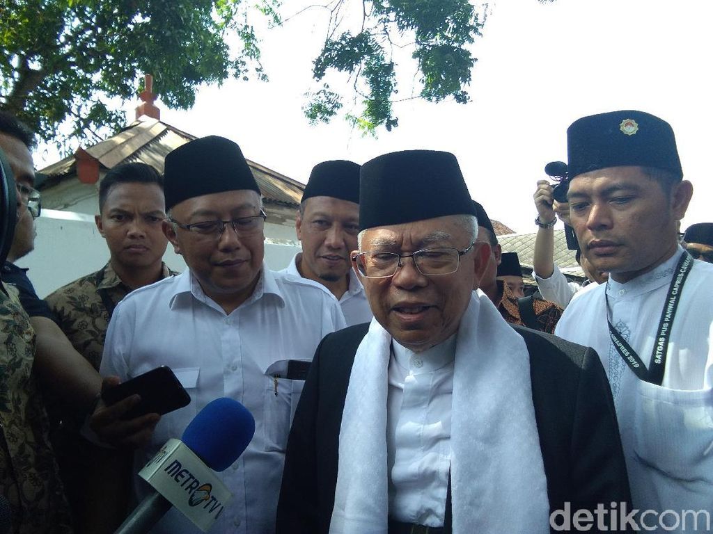Viral Fotonya Sedang Terbaring Sakit, Maruf Amin: Wah, Itu Ngaco! Viral Fotonya Sedang Terbaring Sakit, Maruf Amin: Wah, Itu Ngaco!