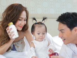 Sosialita Thailand Jadi Kontroversi karena Bagikan ASI Berkantong-kantong