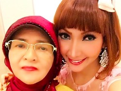 Ungkapan Cinta Roro Fitria untuk Sang Bunda Tercinta