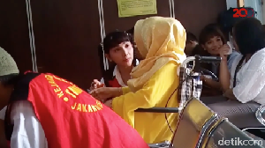 Kesedihan Bertubi-tubi Roro Fitria hingga Wafatnya Sang Ibu