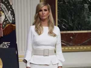 Mirip Hillary, Ivanka Pakai Email Pribadi untuk Urusan Pemerintahan Mirip Hillary, Ivanka Pakai Email Pribadi untuk Urusan Pemerintahan