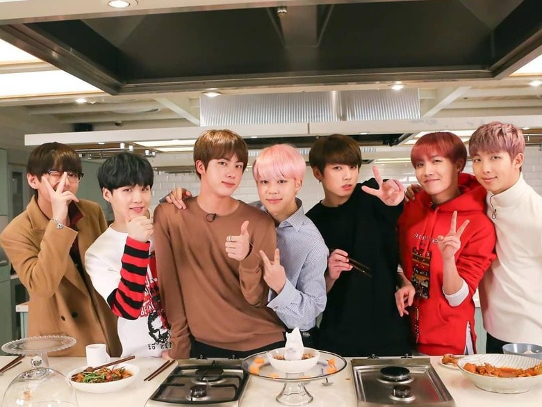 BTS Diundang Gelar Konser di Korea Utara BTS Diundang Gelar Konser di Korea Utara