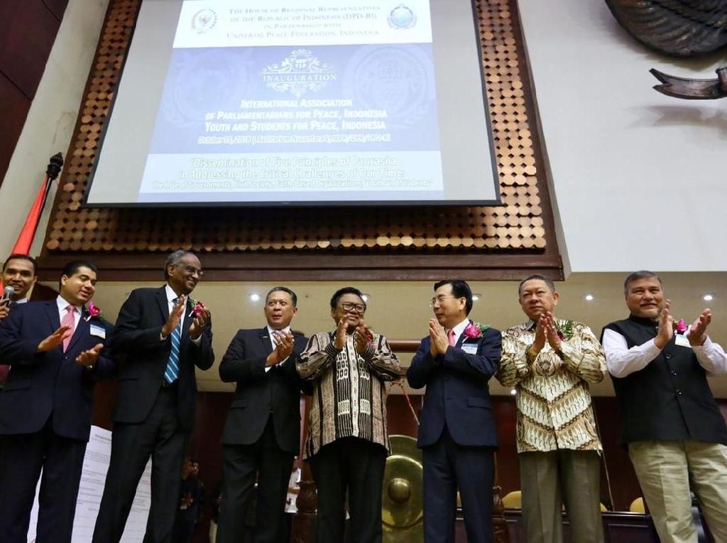 Wujud Dukung Perdamaian Dunia, OSO Resmikan Kantor IAPP di Senayan Wujud Dukung Perdamaian Dunia, OSO Resmikan Kantor IAPP di Senayan