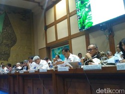 DPR Panggil ESDM Bahas Energi Terbarukan hingga Batu Bara