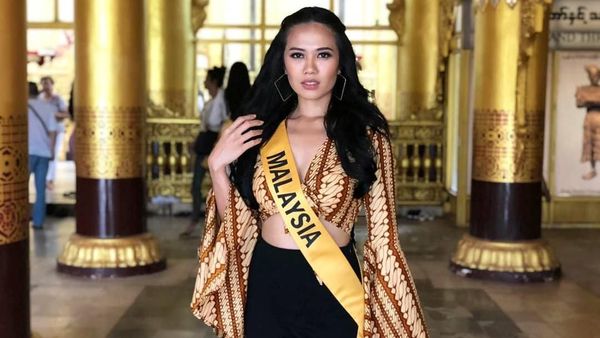 Liburannya Miss Grand Malaysia yang Tuai Kontroversi Pakai Batik