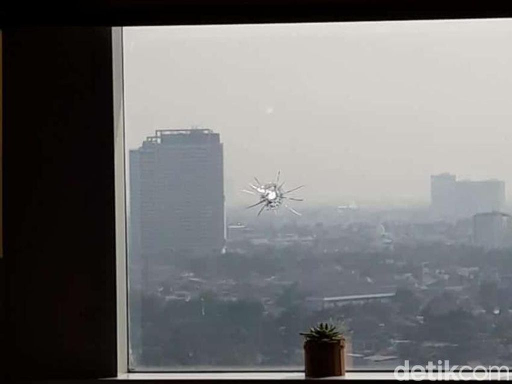 Polisi: Arah Peluru ke Gedung DPR Sejajar Lapangan Tembak Polisi: Arah Peluru ke Gedung DPR Sejajar Lapangan Tembak
