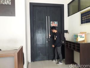 Duit dari OTT KPK di Bekasi Rp 1,5 M, 1 Orang Dibawa dari Surabaya