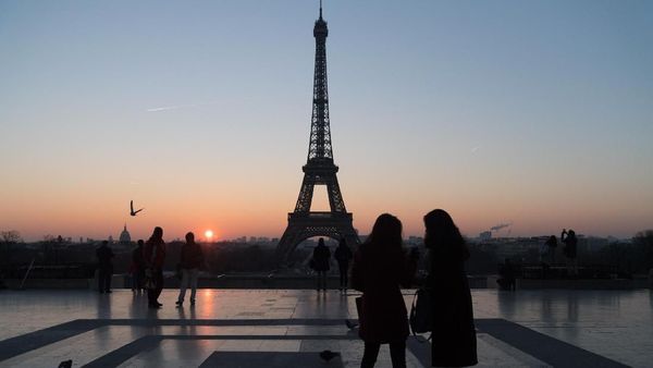 Foto: Indonesia & 9 Destinasi Terbaik Solo Traveling Untuk Cewek