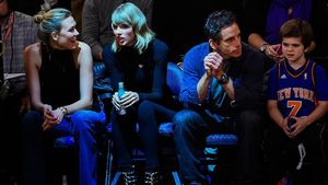 Disebut Musuhan dengan Taylor Swift, Karlie Kloss: Kami Masih Teman Baik