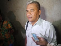 Polisi Periksa Pendeta yang Nyaris Kena Peluru Nyasar di DPR
