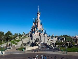 Perjalanan Disney Beli Fox Senilai Rp 1 Kuadriliun Perjalanan Disney Beli Fox Senilai Rp 1 Kuadriliun