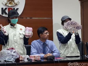 Kode Suap Meikarta: Tina Toon, Windu hingga Melvin Kode Suap Meikarta: Tina Toon, Windu hingga Melvin