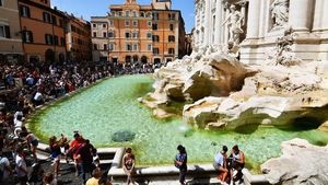 Deretan Destinasi Nyentrik di Kota Tuan Rumah Euro 2020