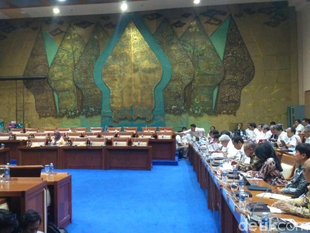 DPR dan ESDM Rapat Bahas Energi Terbarukan, Ini Hasilnya DPR dan ESDM Rapat Bahas Energi Terbarukan, Ini Hasilnya