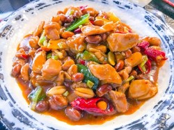 5 Olahan Ayam Saus Oriental yang Populer di Restoran China