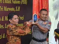 Rochmat, Polisi dengan 79 Anak Asuh, Dapat Penghargaan dari PBB